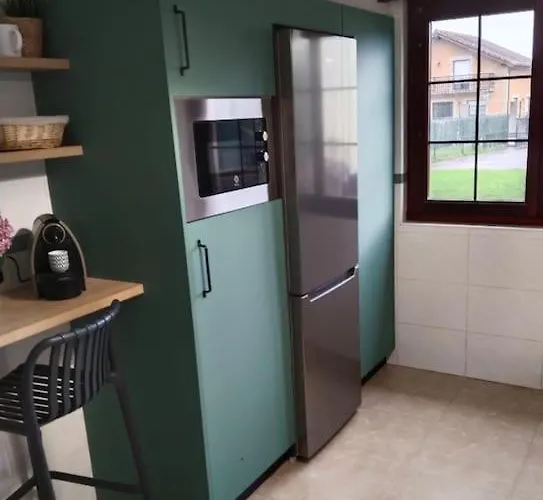 Casa Acogedora Y Reformada Junto Al Mar Cantabrico * Bárcena de Cicero