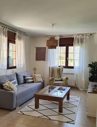 Casa Acogedora Y Reformada Junto Al Mar Cantabrico * Bárcena de Cicero